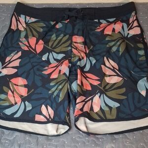 Old Navy Men's Navy Floral Swim Shorts size 36